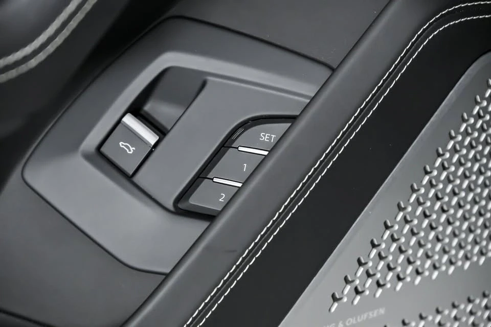 2020 Lamborghini Urus - Image 19 of 20