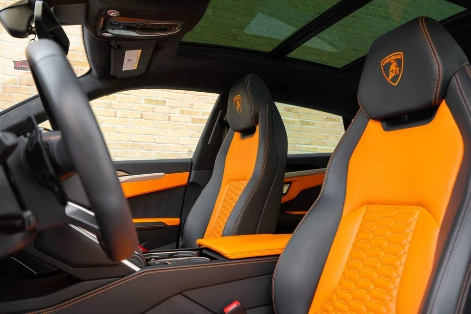 2020 Lamborghini Urus - Image 10 of 13