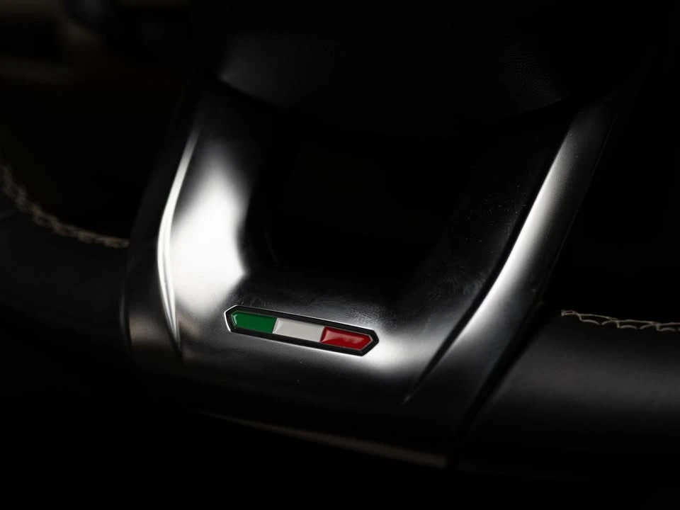 2020 Lamborghini Urus - Image 19 of 20