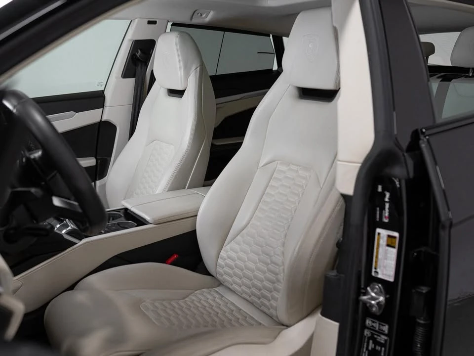 2020 Lamborghini Urus - Image 12 of 20