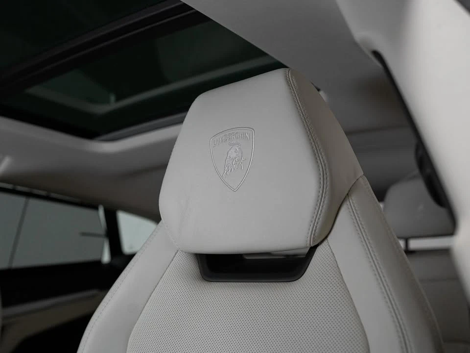 2020 Lamborghini Urus - Image 13 of 20