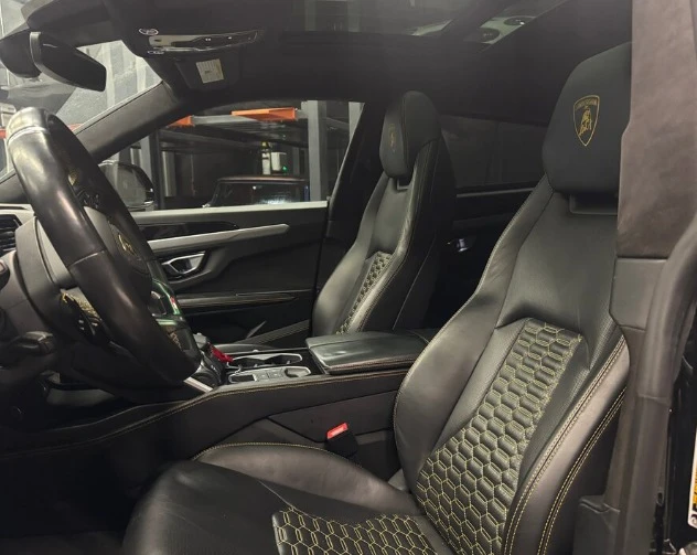2020 Lamborghini Urus - Image 3 of 5