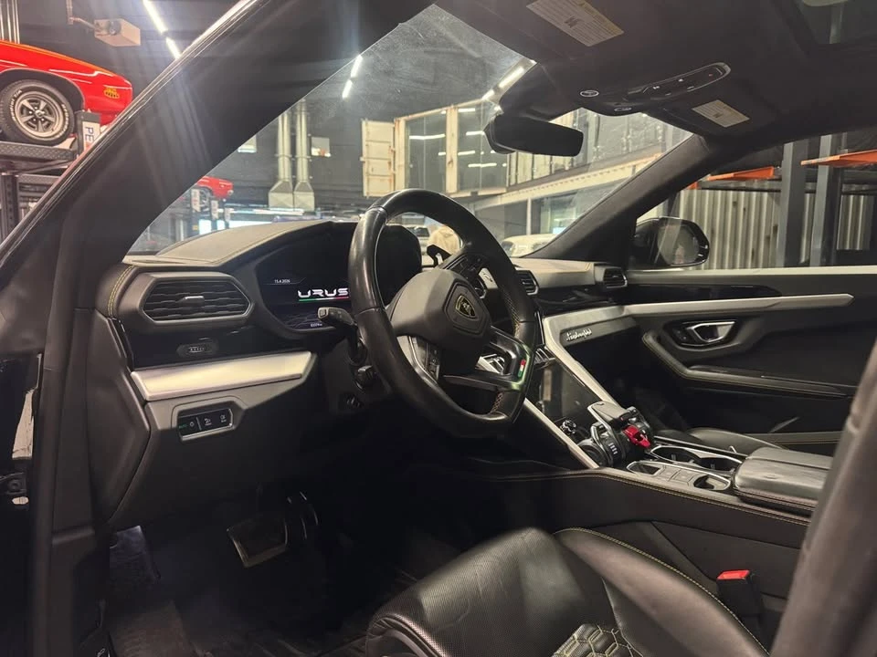 2020 Lamborghini Urus - Image 4 of 4