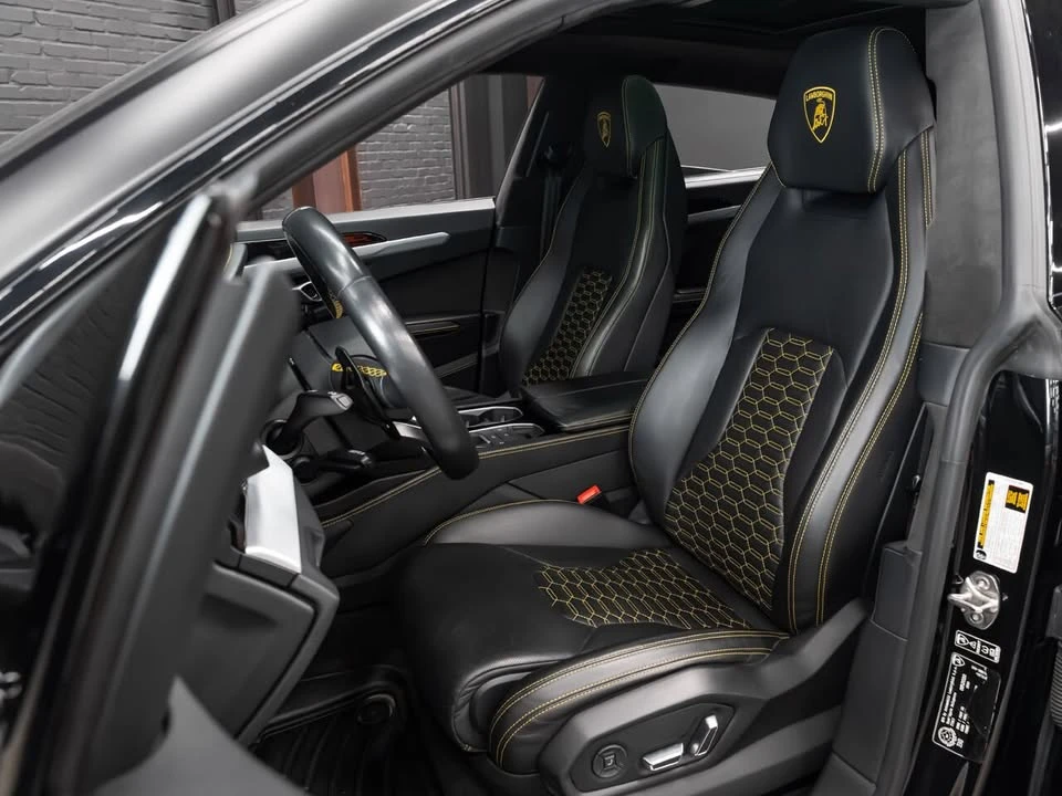 2020 Lamborghini Urus - Image 5 of 9