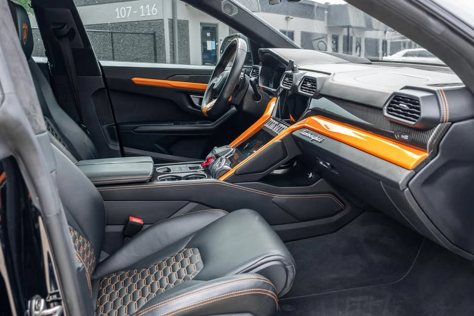 2020 Lamborghini Urus - Image 18 of 20