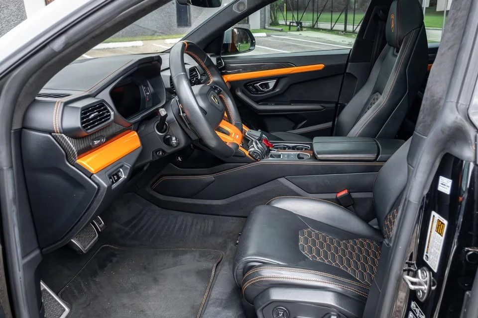 2020 Lamborghini Urus - Image 13 of 20