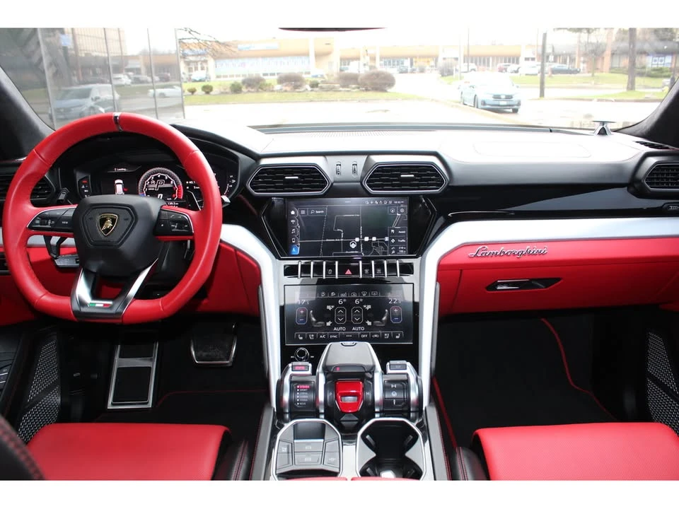2020 Lamborghini Urus - Image 12 of 17