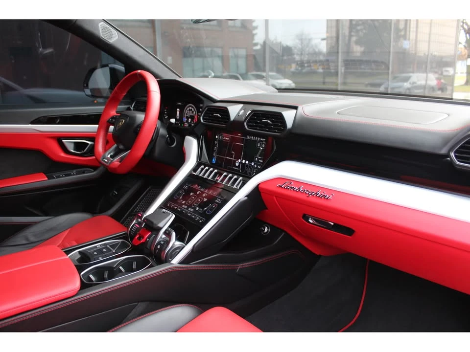 2020 Lamborghini Urus - Image 8 of 17