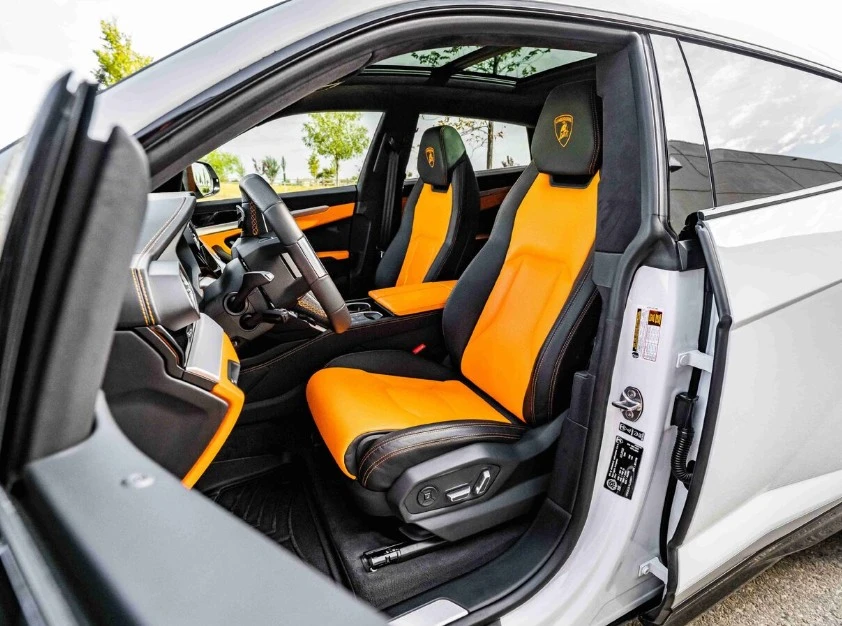 2020 Lamborghini Urus - Image 5 of 5