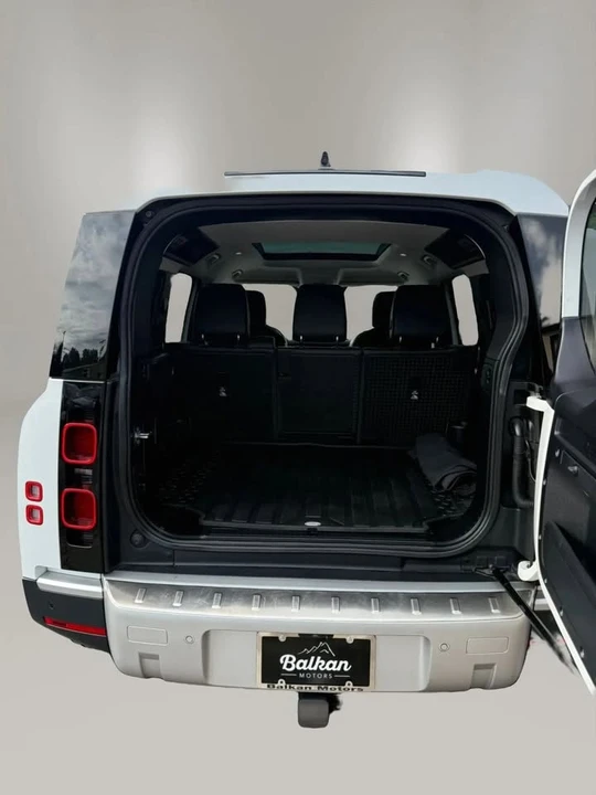 2020 Land Rover Defender L663 - Image 13 of 20