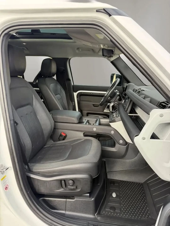 2020 Land Rover Defender L663 - Image 20 of 20