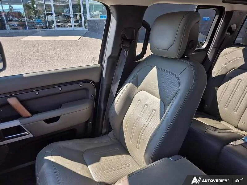 2020 Land Rover Defender L663 - Image 17 of 20