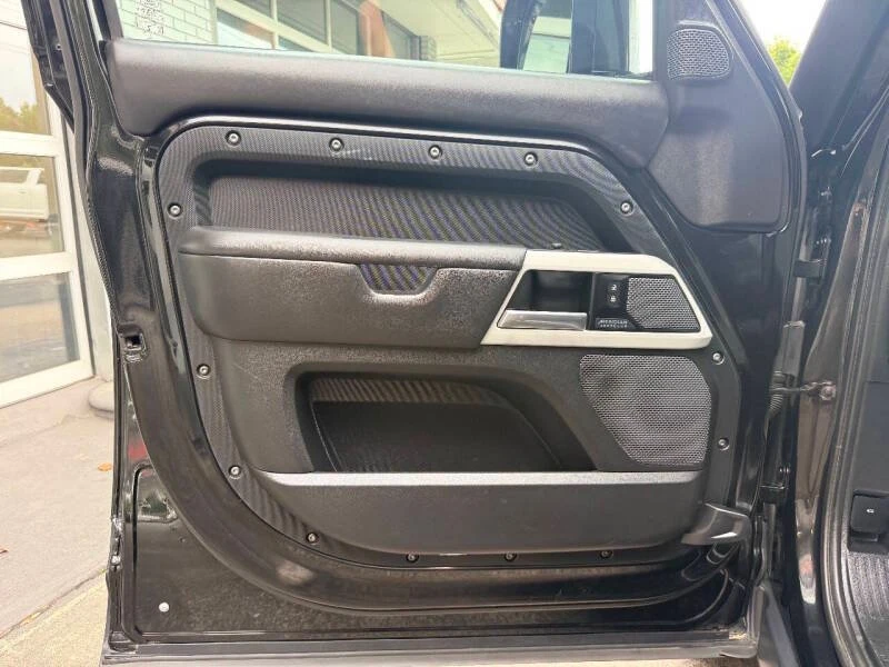 2020 Land Rover Defender L663 - Image 12 of 20