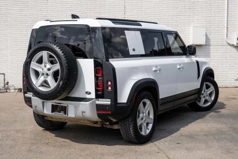 2020 Land Rover Defender L663 - Image 3 of 20