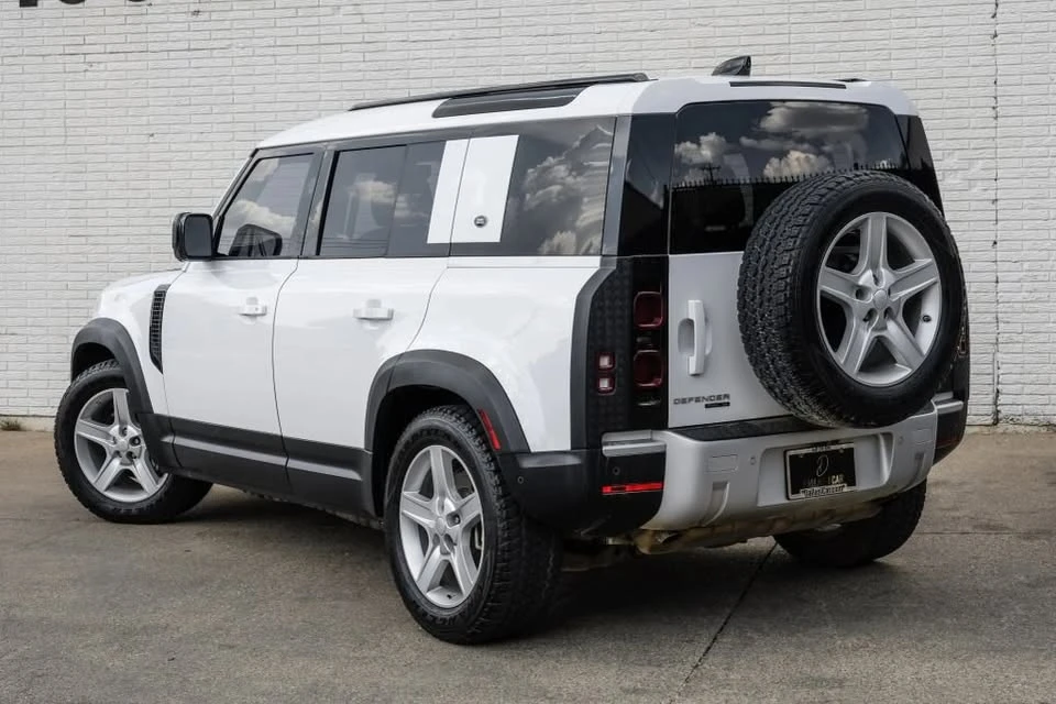2020 Land Rover Defender L663 - Image 5 of 20