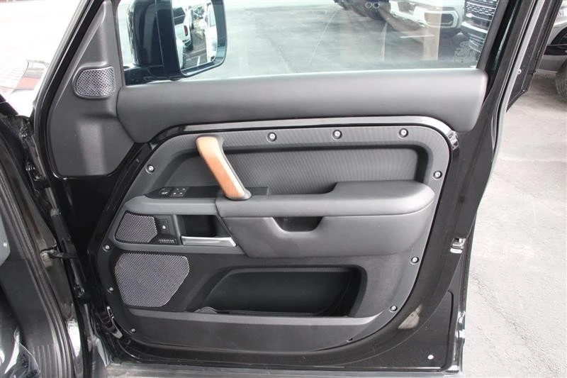 2020 Land Rover Defender L663 - Image 12 of 20