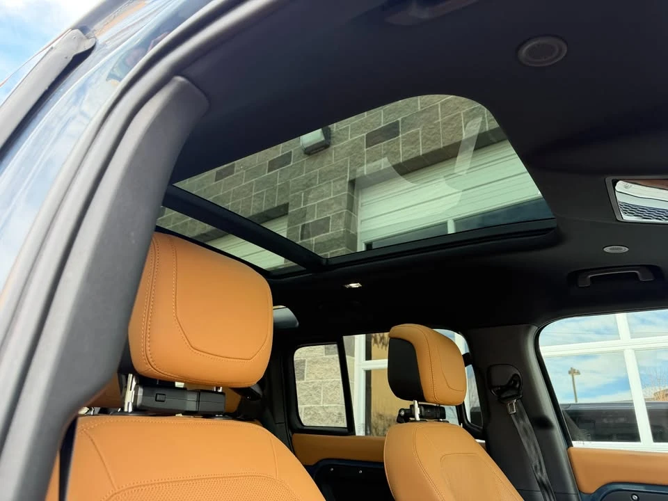 2020 Land Rover Defender L663 - Image 16 of 20