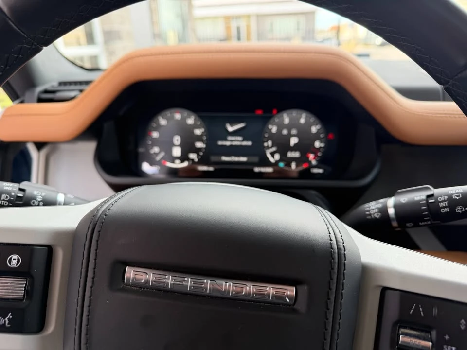 2020 Land Rover Defender L663 - Image 12 of 20