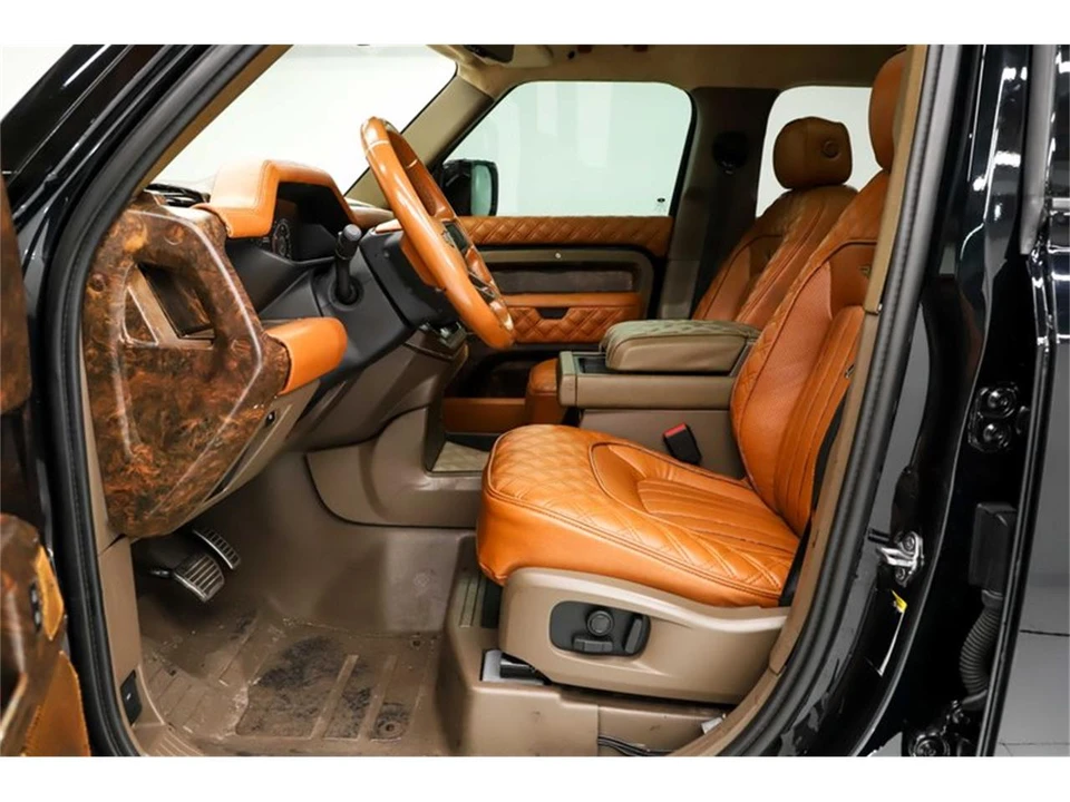 2020 Land Rover Defender L663 - Image 25 of 31