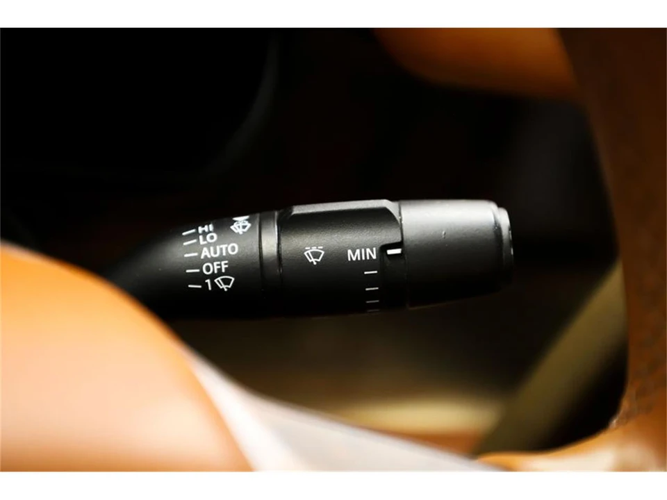 2020 Land Rover Defender L663 - Image 19 of 31