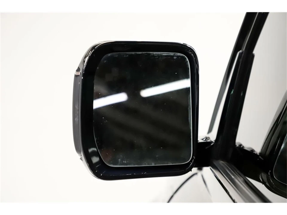 2020 Land Rover Defender L663 - Image 11 of 31