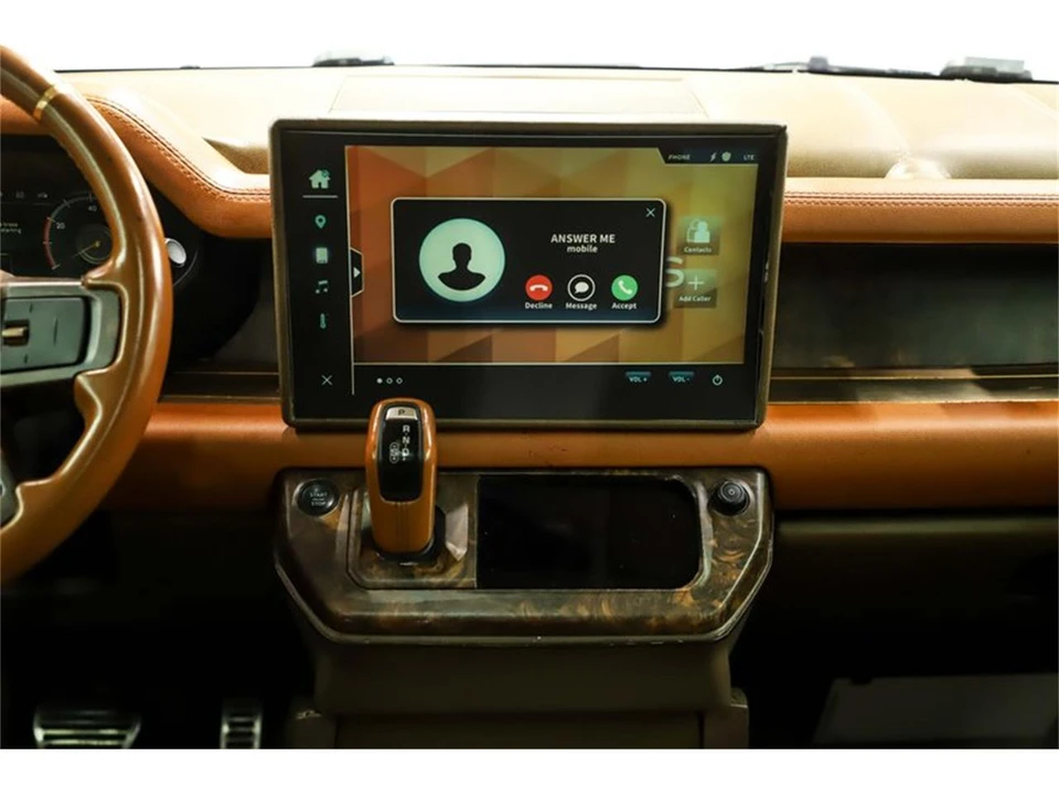 2020 Land Rover Defender L663 - Image 23 of 31