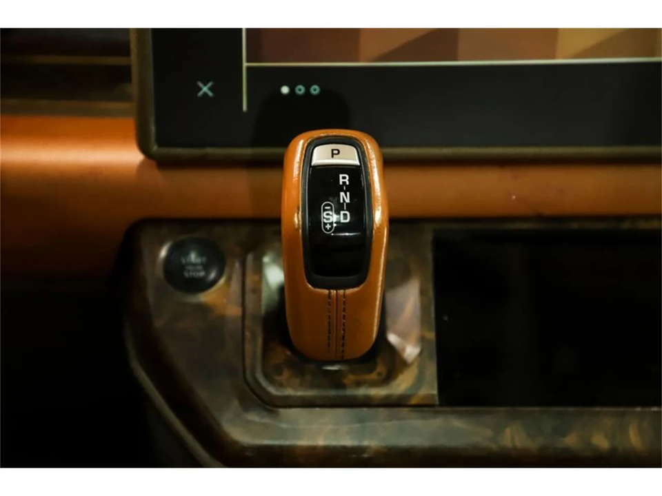 2020 Land Rover Defender L663 - Image 5 of 31