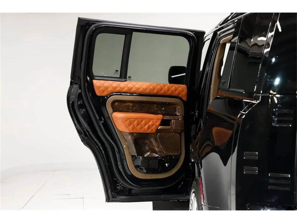 2020 Land Rover Defender L663 - Image 27 of 31