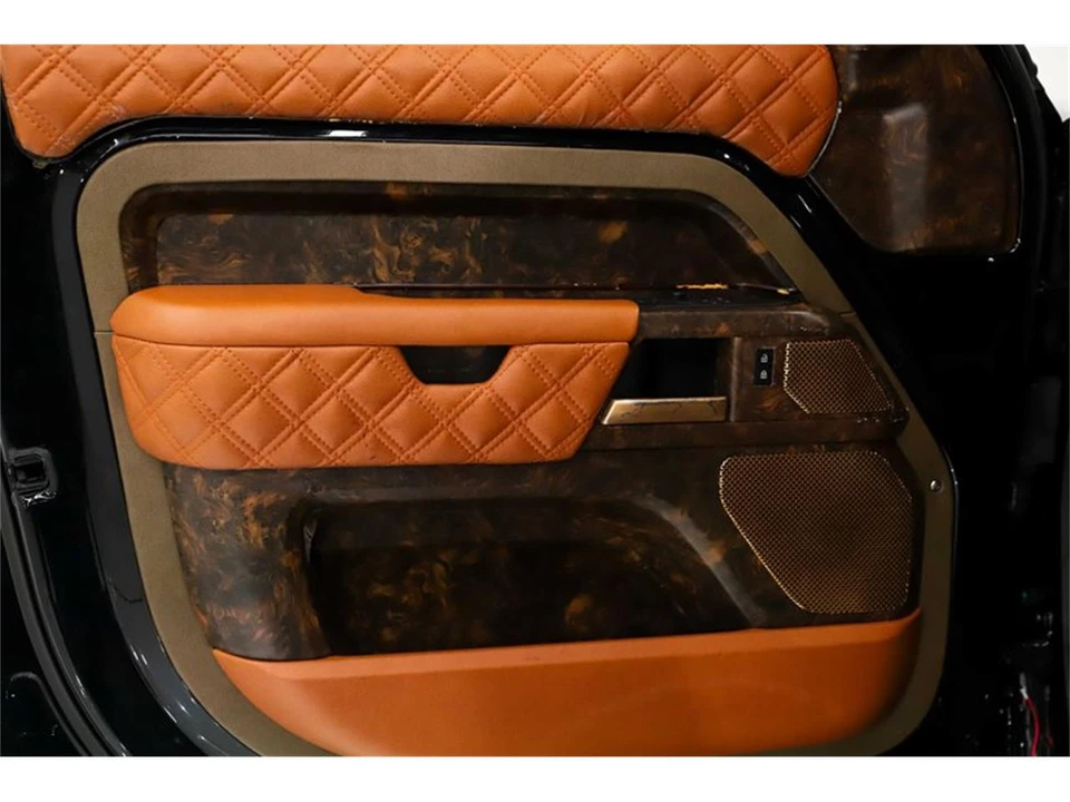2020 Land Rover Defender L663 - Image 9 of 31