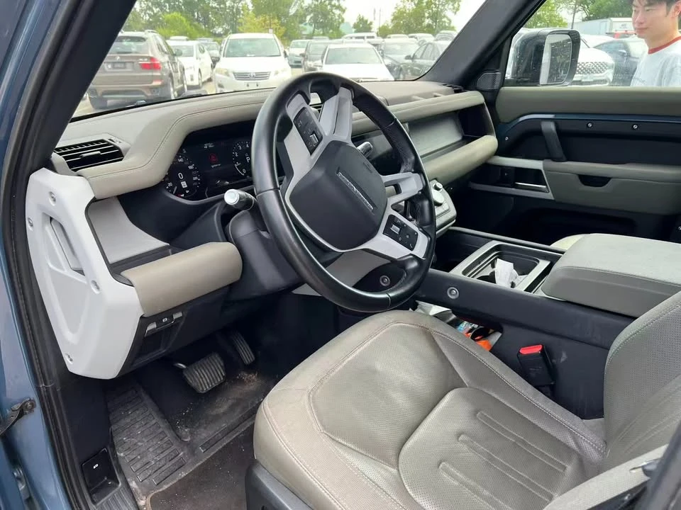 2020 Land Rover Defender L663 - Image 7 of 9