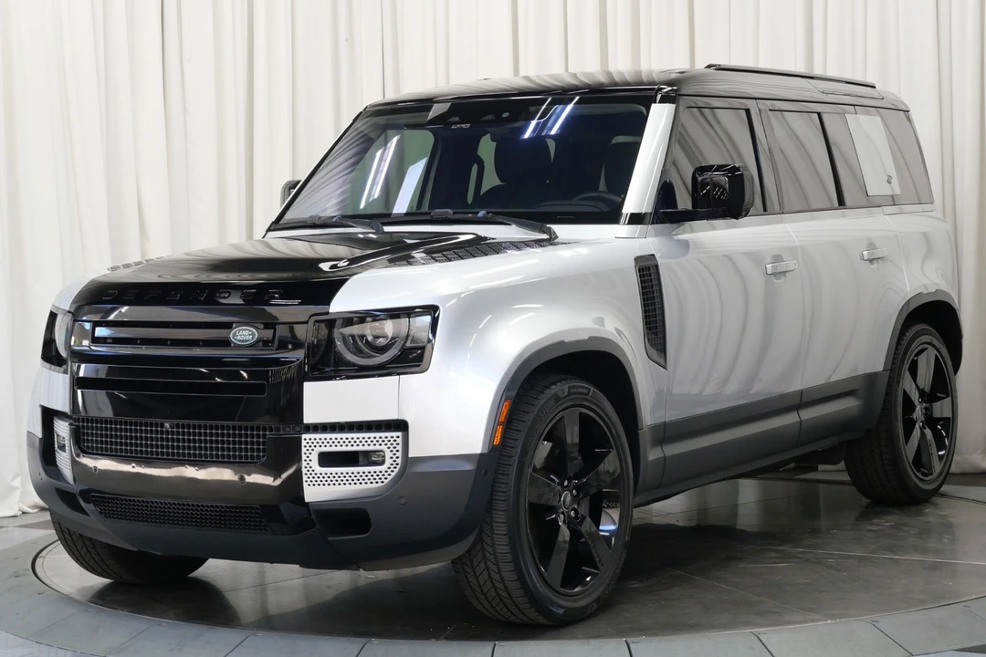 2020 Land Rover Defender 110 - Image 5 of 21