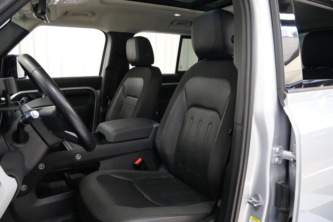 2020 Land Rover Defender 110 - Image 21 of 21