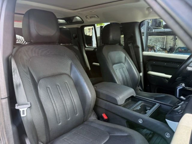 2020 Land Rover Defender L663 - Image 22 of 26