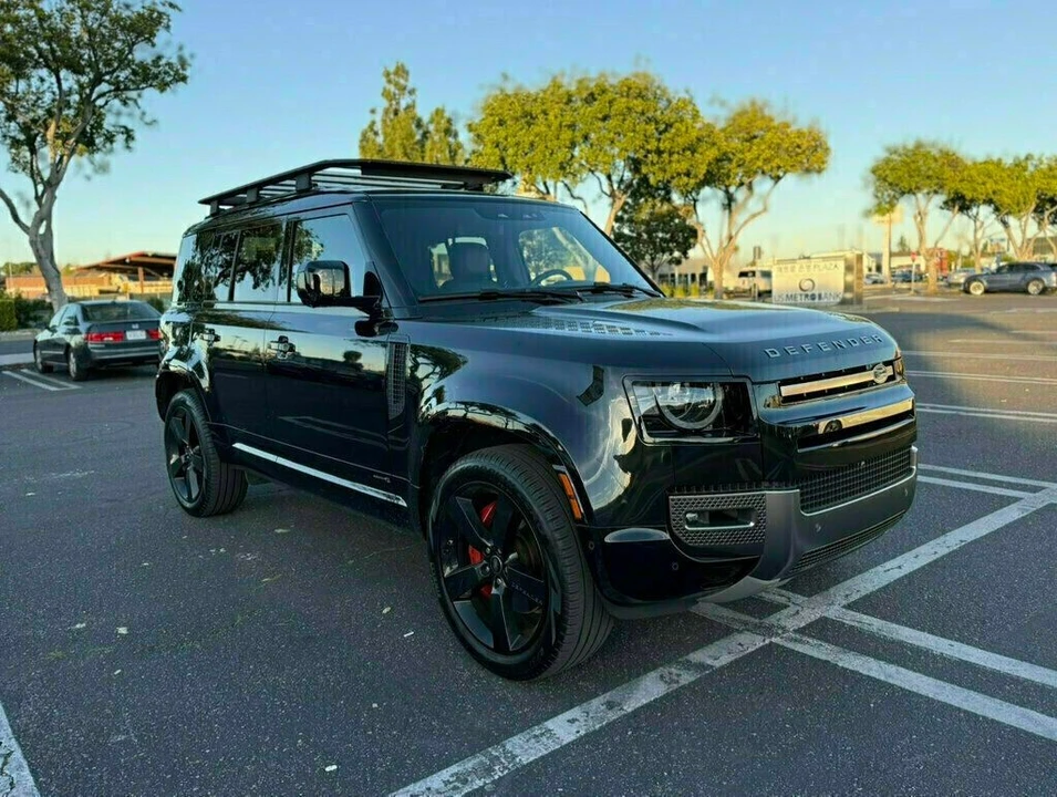 2020 Land Rover Defender 110 - Image 3 of 21