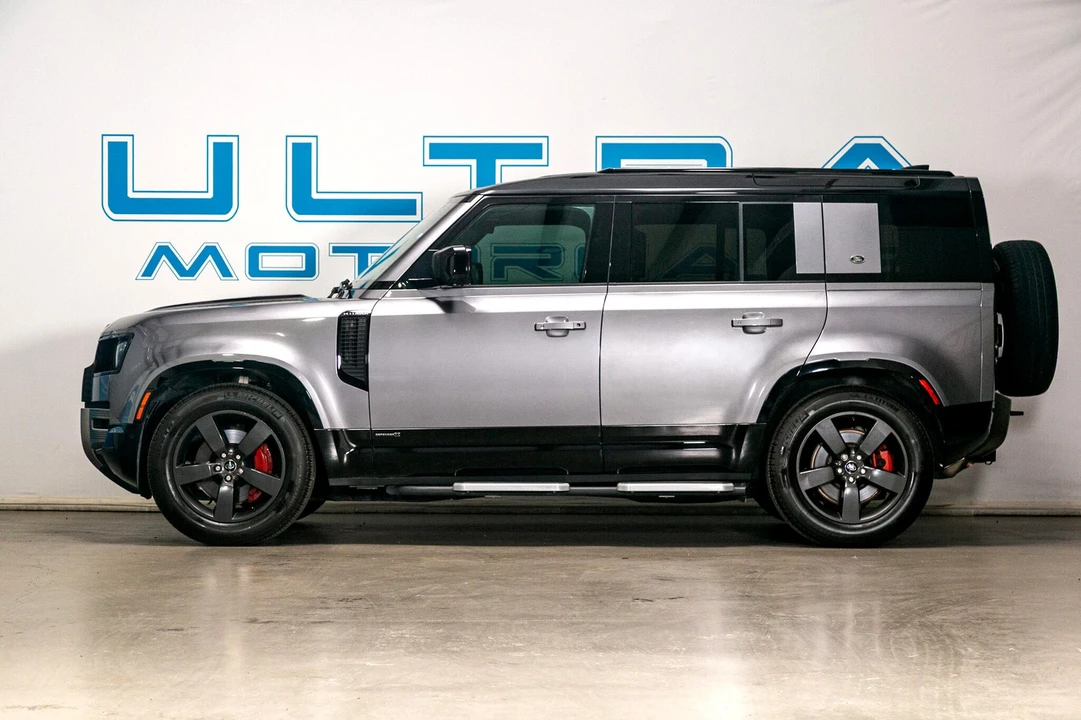 2020 Land Rover Defender 110 - Image 11 of 21