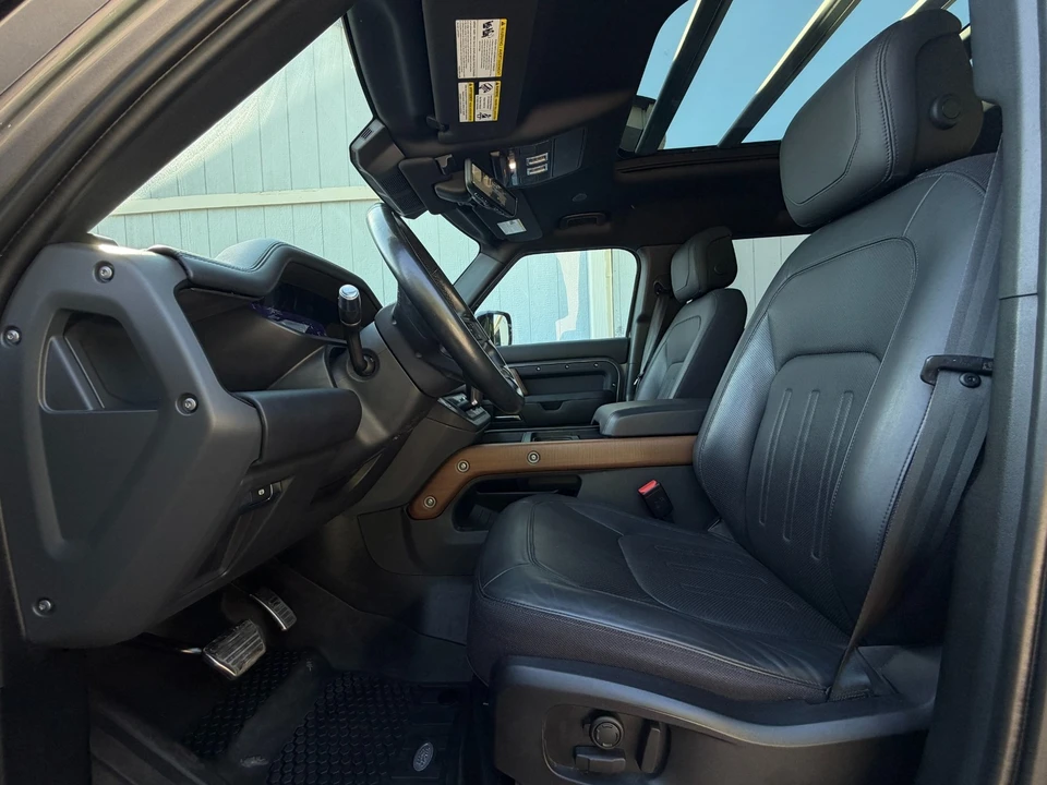 2020 Land Rover Defender L663 - Image 9 of 31