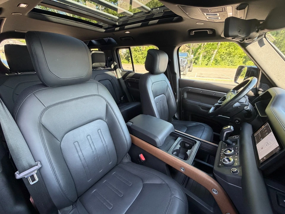 2020 Land Rover Defender L663 - Image 19 of 31