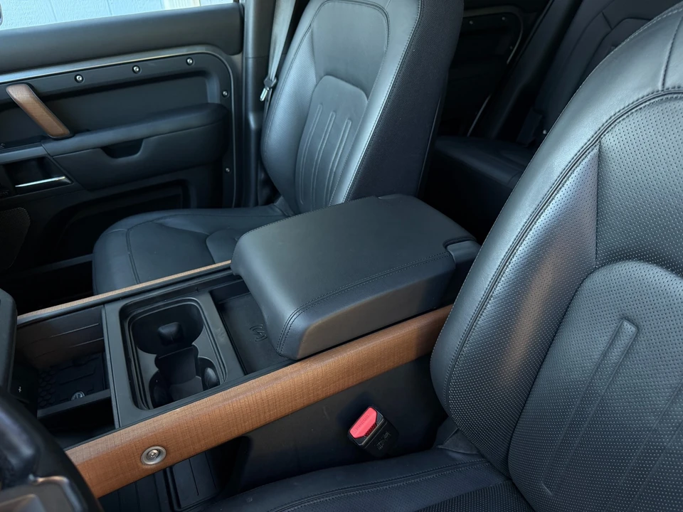 2020 Land Rover Defender L663 - Image 10 of 31