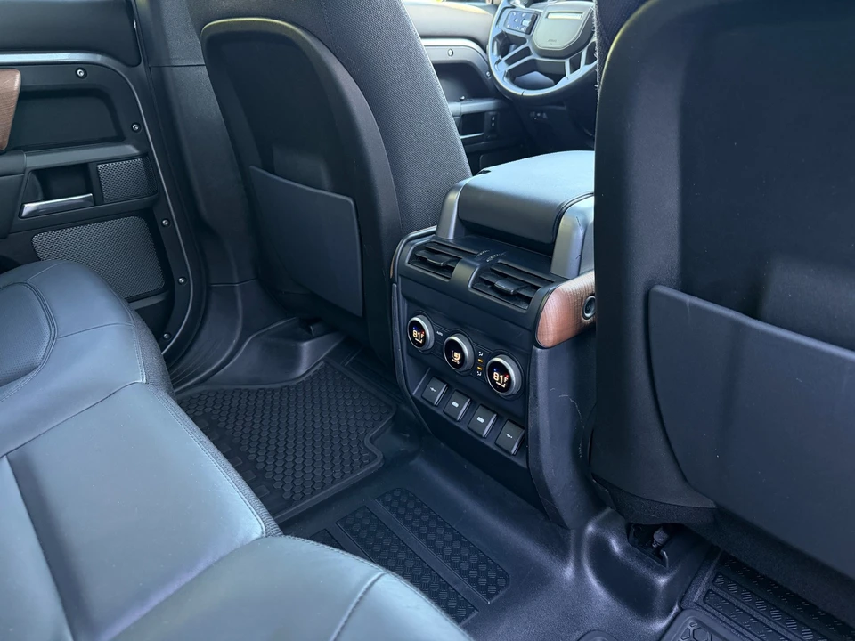 2020 Land Rover Defender L663 - Image 23 of 31