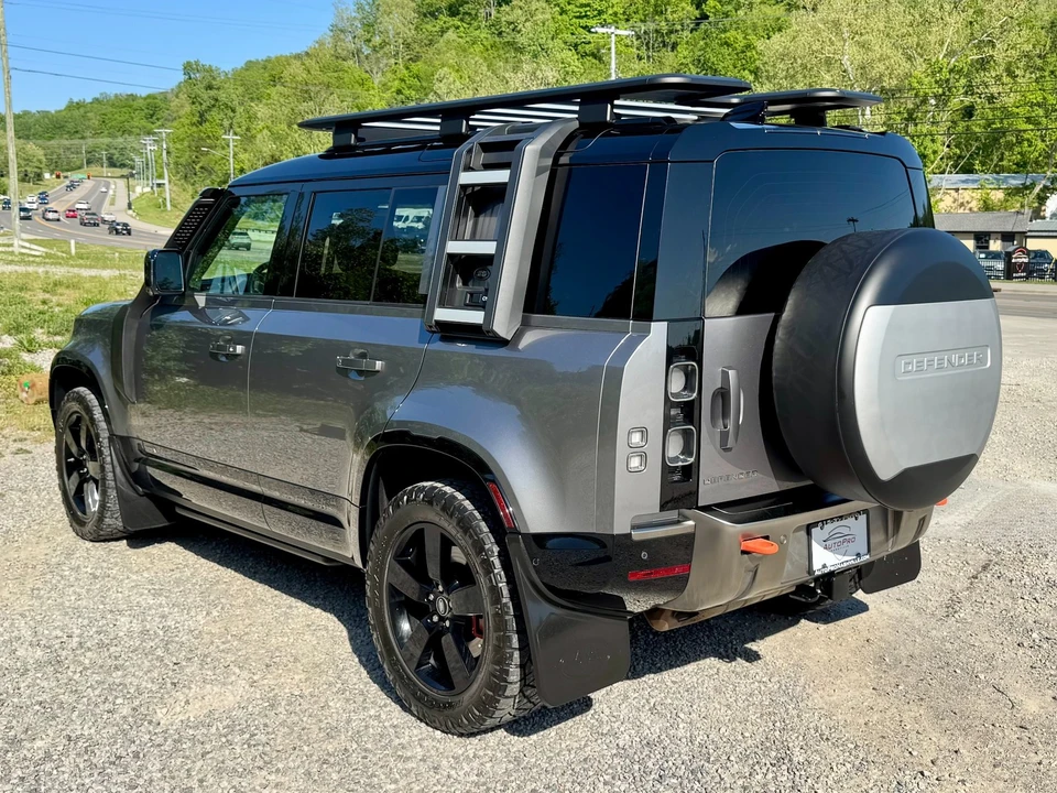 2020 Land Rover Defender L663 - Image 4 of 31