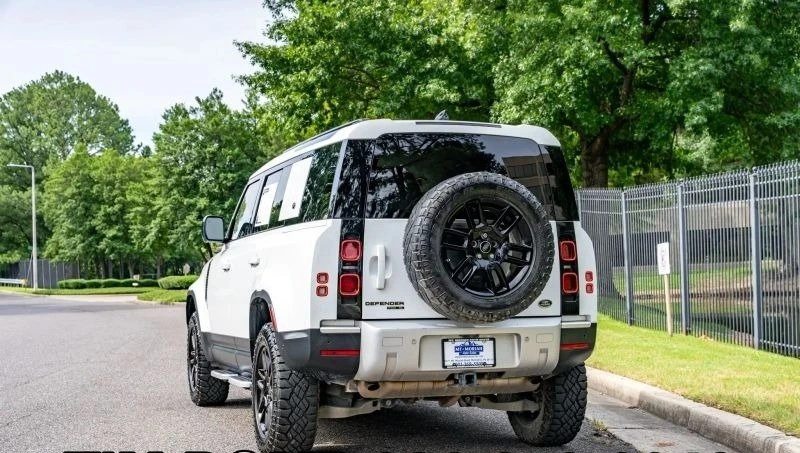 2020 Land Rover Defender L663 - Image 7 of 20
