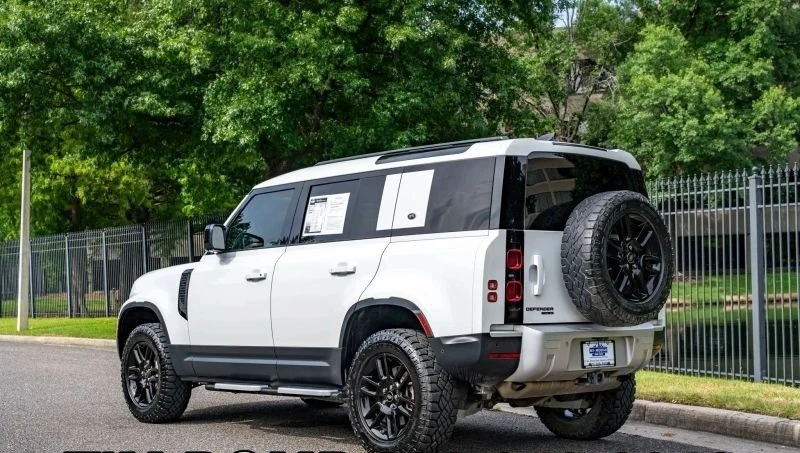 2020 Land Rover Defender L663 - Image 8 of 20