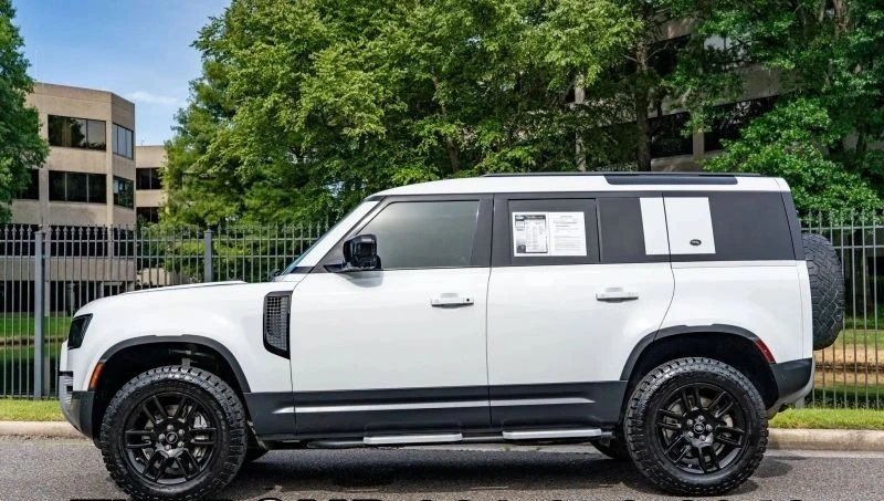 2020 Land Rover Defender L663 - Image 9 of 20