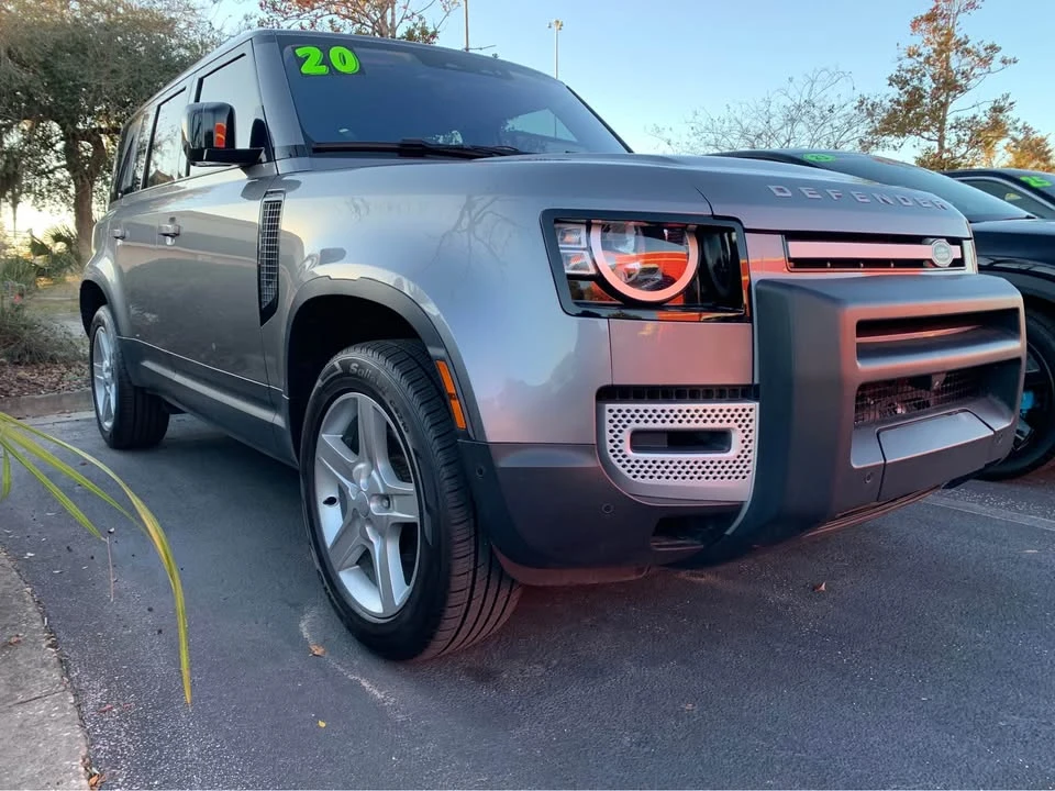 2020 Land Rover Defender L663 - Image 3 of 8