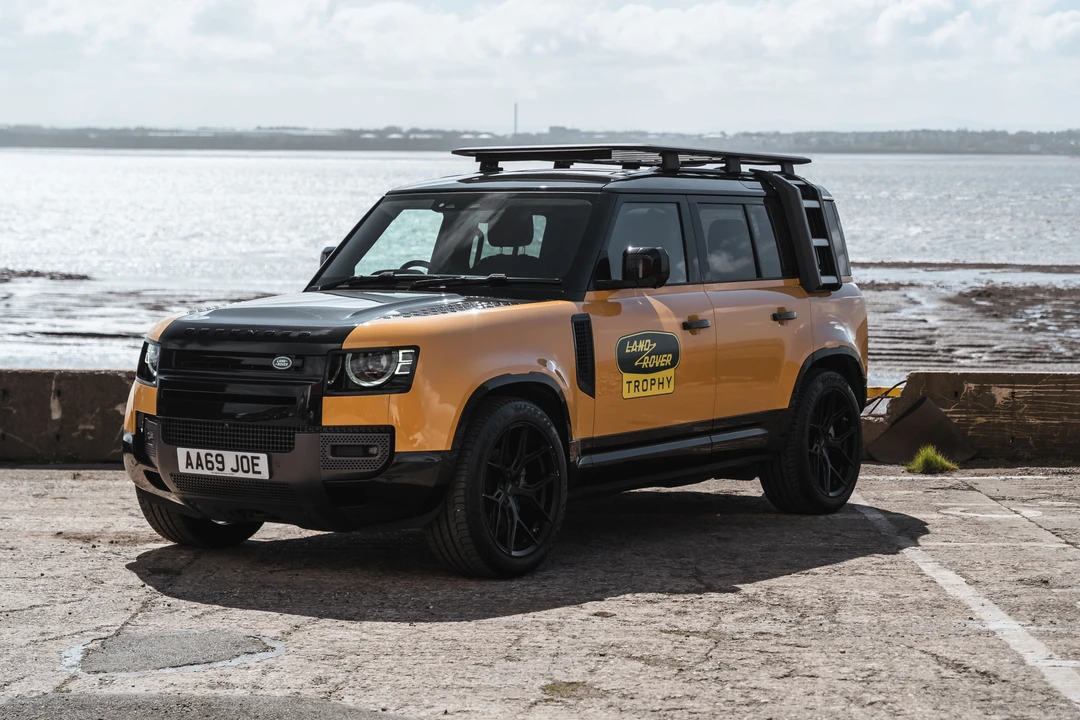 2020 Land Rover Defender L663 - Image 9 of 31