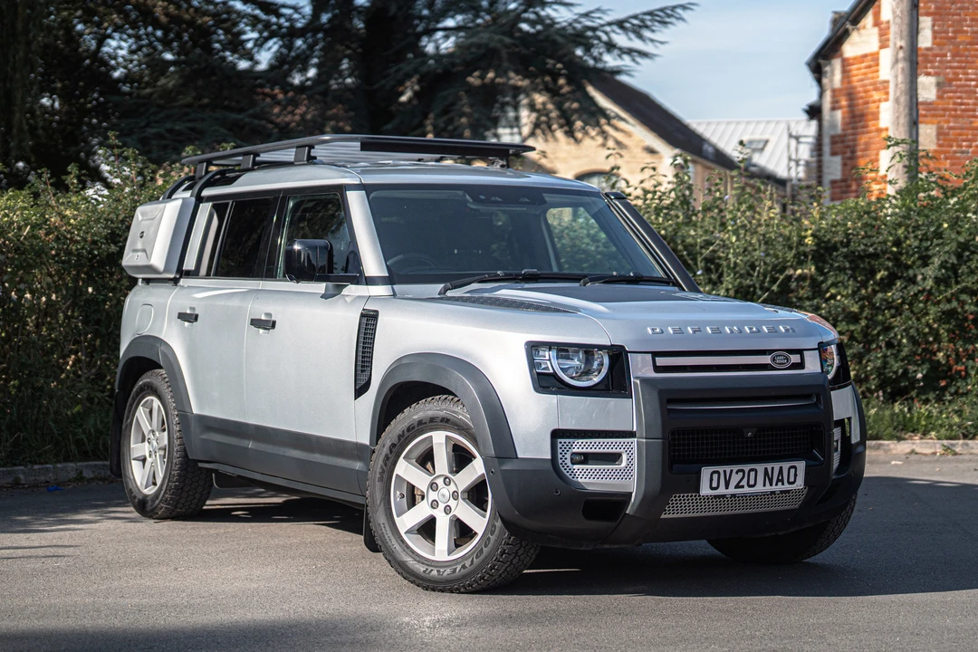 2020 Land Rover Defender L663 - Image 2 of 31