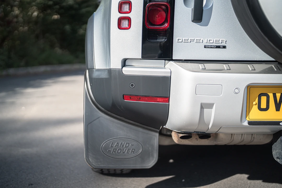 2020 Land Rover Defender L663 - Image 29 of 31