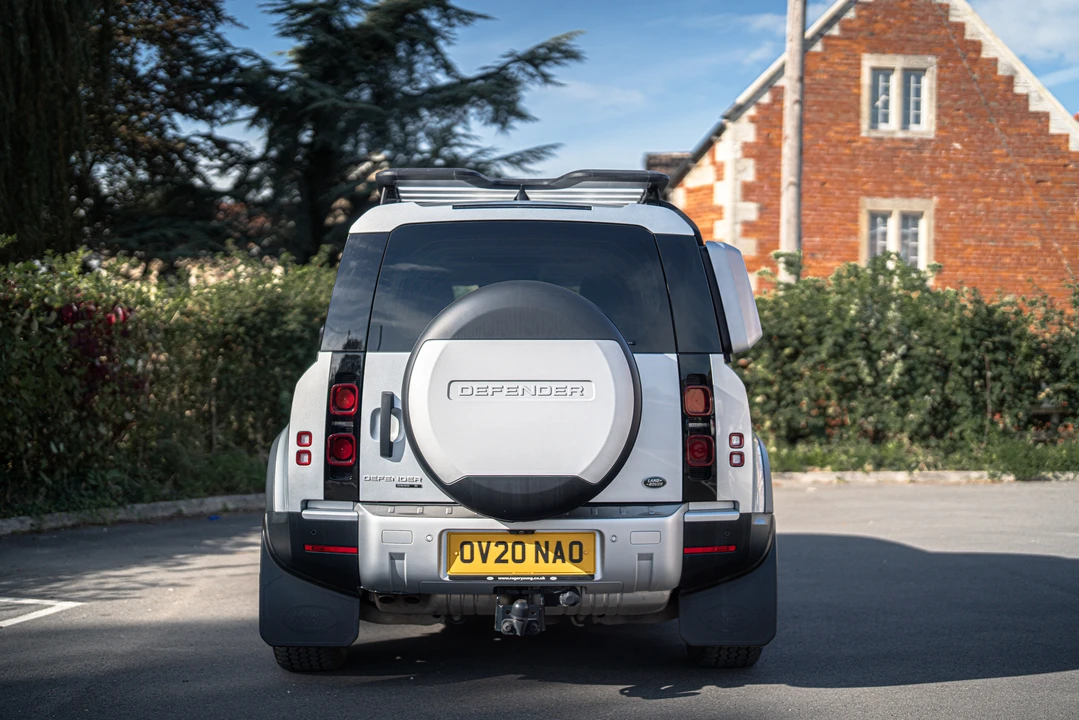 2020 Land Rover Defender L663 - Image 12 of 31