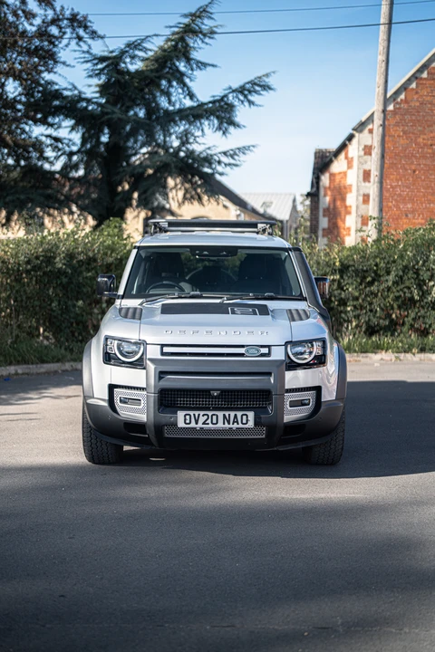 2020 Land Rover Defender L663 - Image 16 of 31