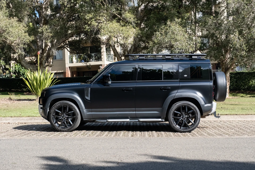 2020 Land Rover Defender L663 - Image 4 of 31